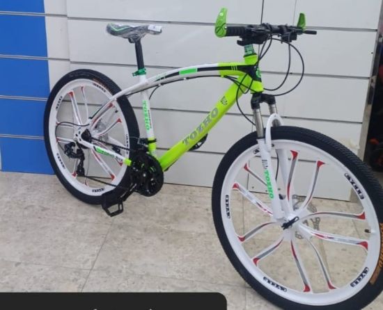 صورة دراجة رياضية مقاس 26 أخضر ليموني